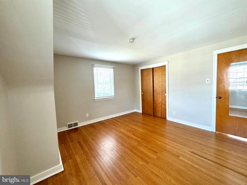 442 MAPLE AVENUE