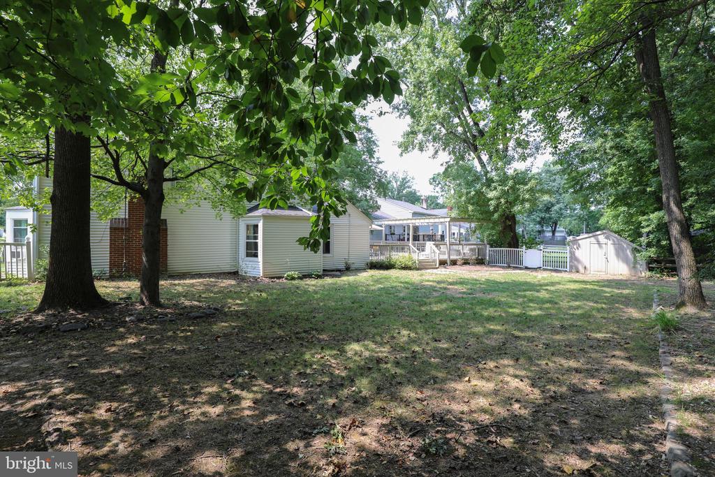 612 KINGS ROAD