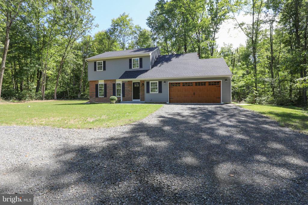 1736 PINE LANE