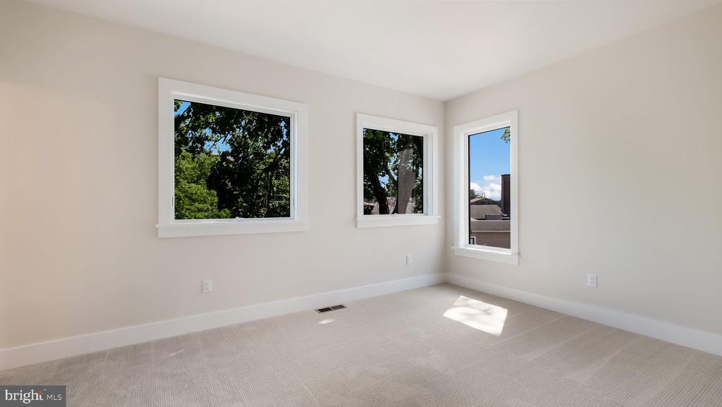1 CLEAR SPRINGS COURT