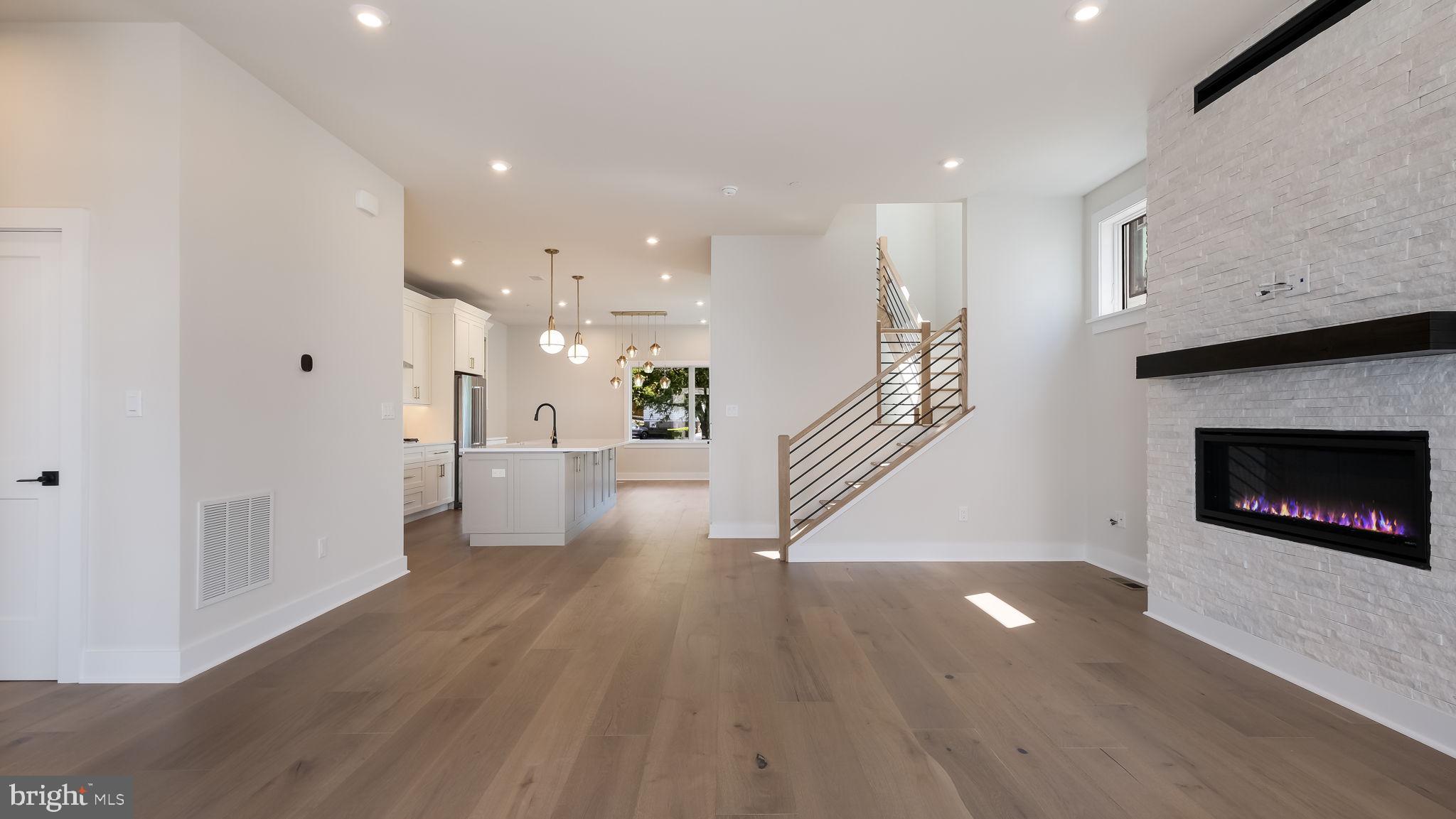 1 CLEAR SPRINGS COURT