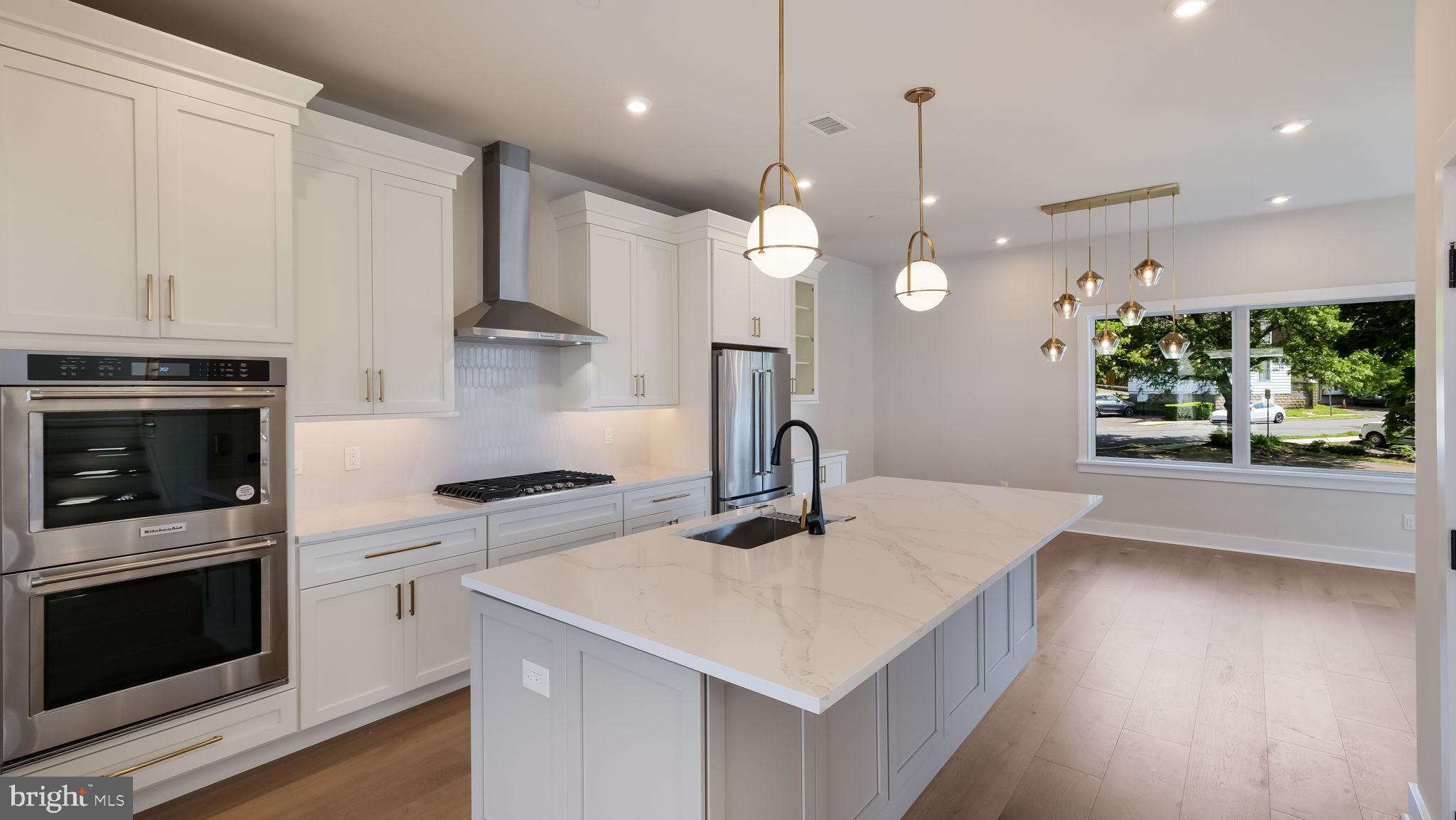 1 CLEAR SPRINGS COURT