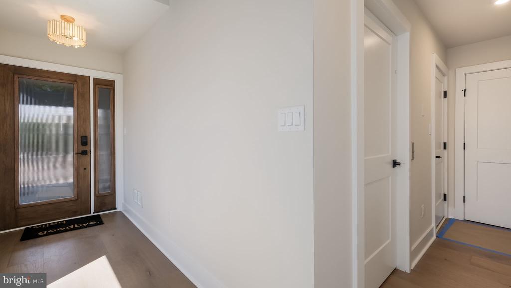 1 CLEAR SPRINGS COURT