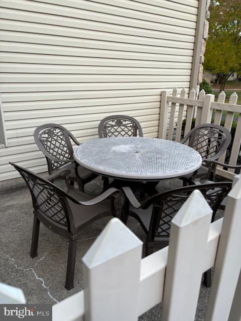 49 LEGACY OAKS DRIVE