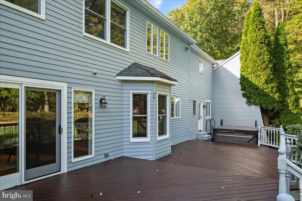20 TRACY DRIVE