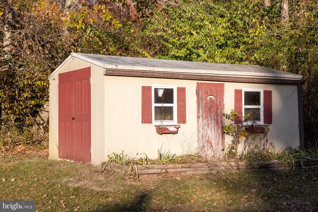 75 LAURIE HILL ROAD