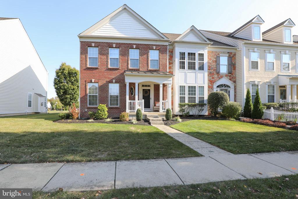 75 WILLIAMS DRIVE