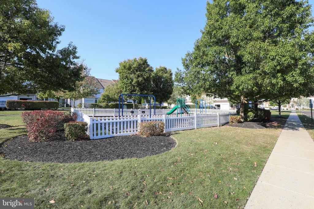 75 WILLIAMS DRIVE