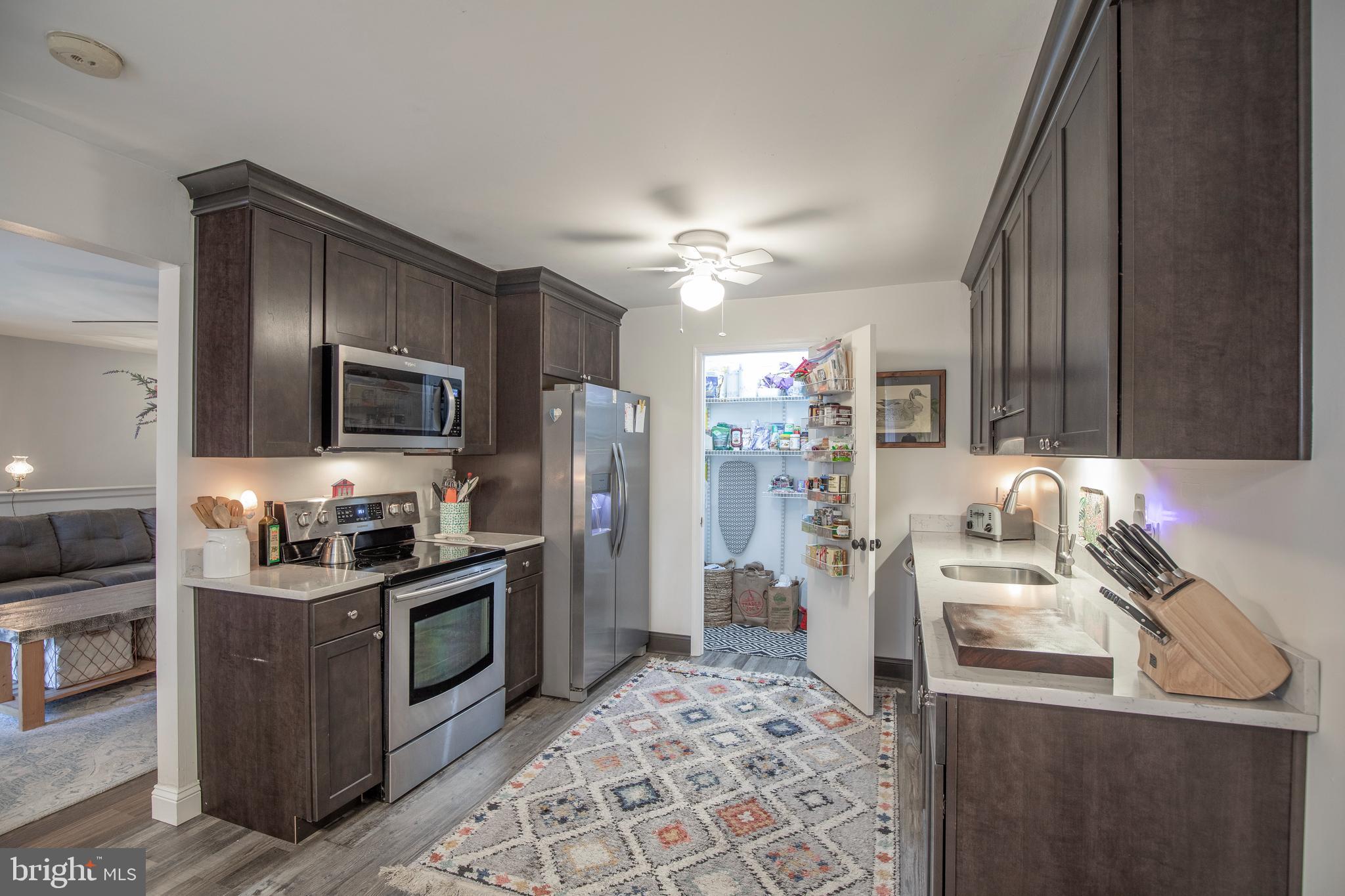 612 N SHADY RETREAT ROAD 48