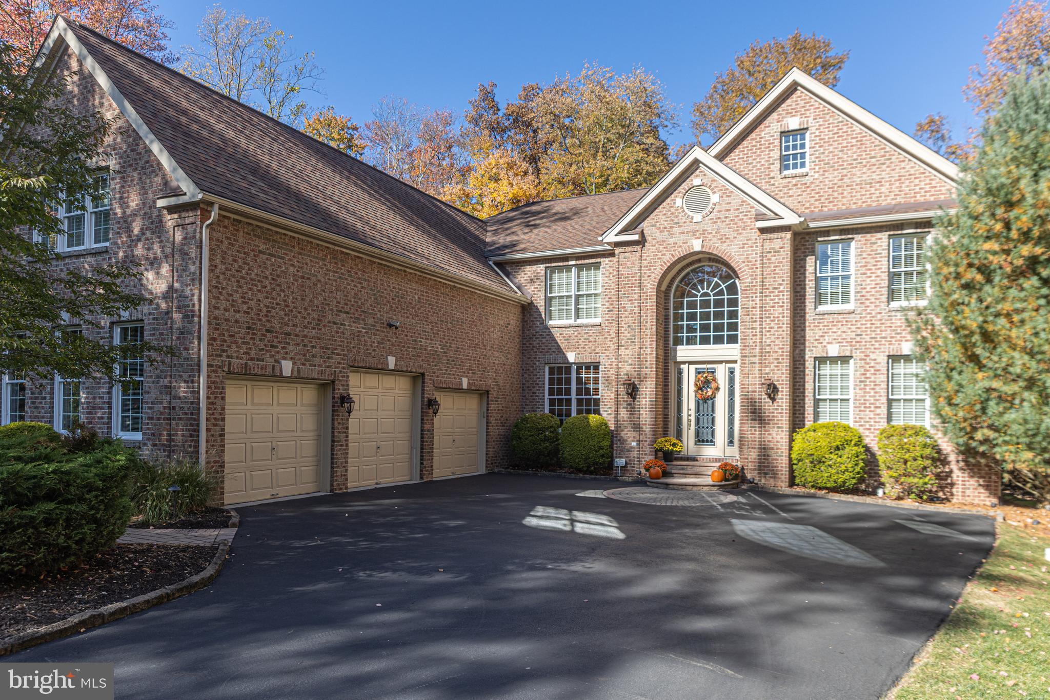 2205 BLUE STEM DRIVE