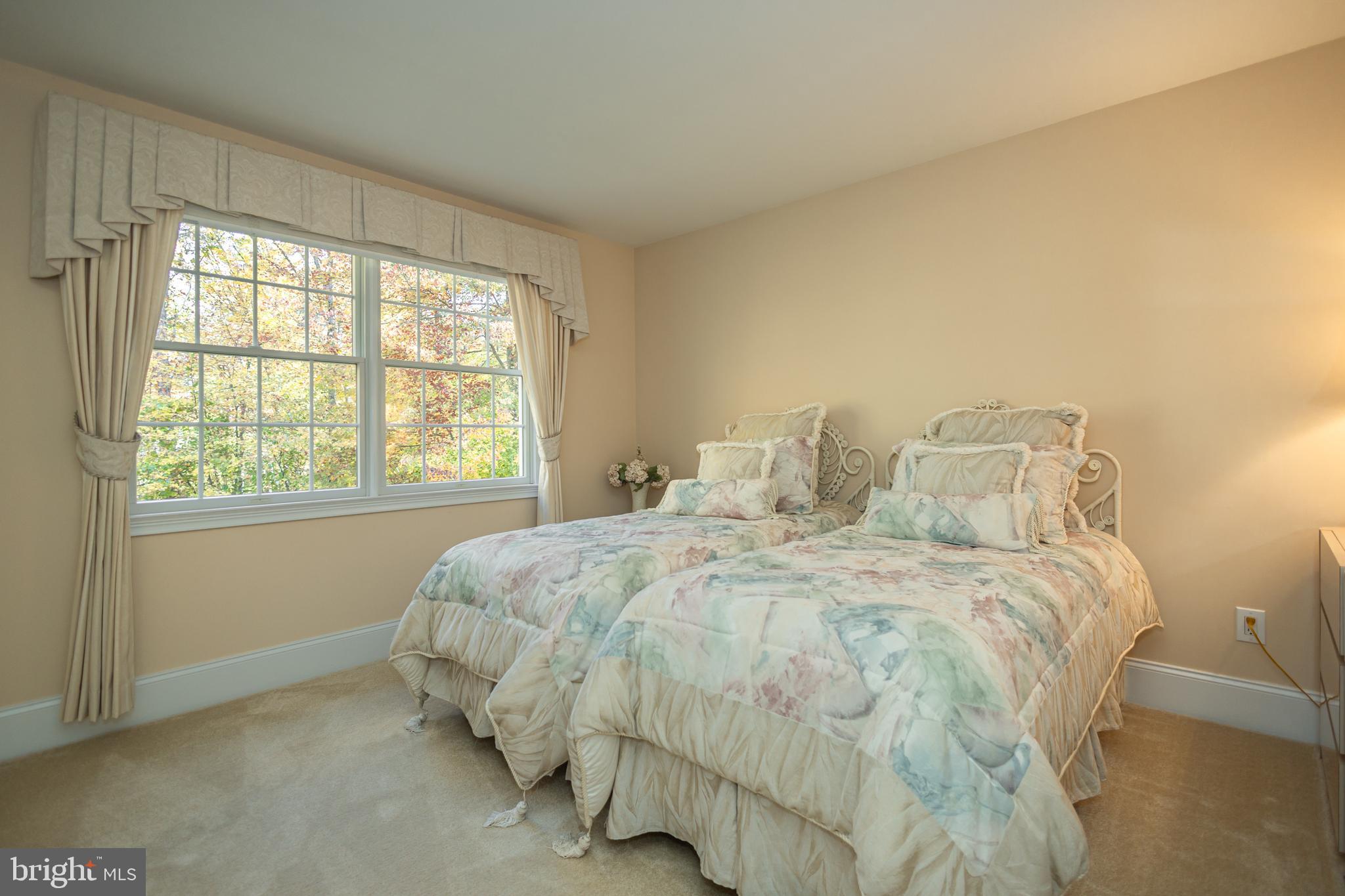 2205 BLUE STEM DRIVE