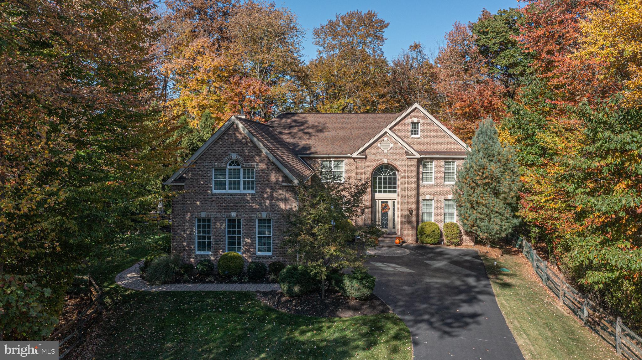 2205 BLUE STEM DRIVE