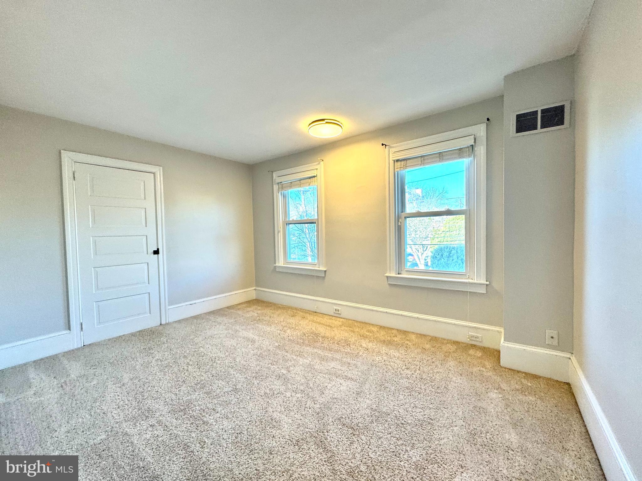 42 N HAMILTON STREET