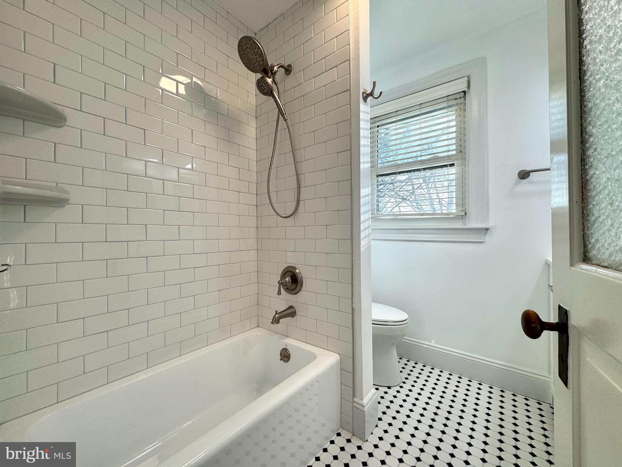 42 N HAMILTON STREET