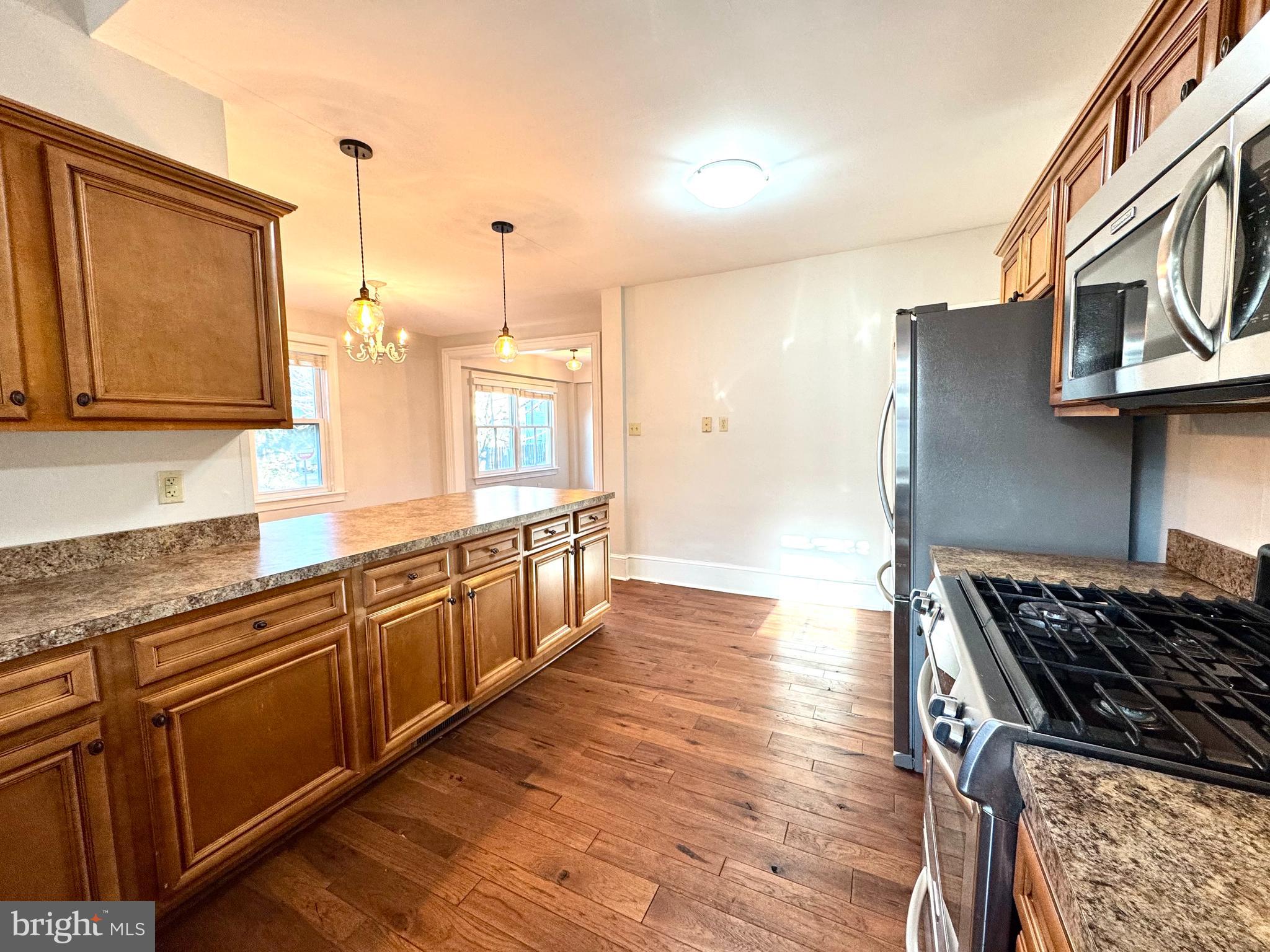 42 N HAMILTON STREET