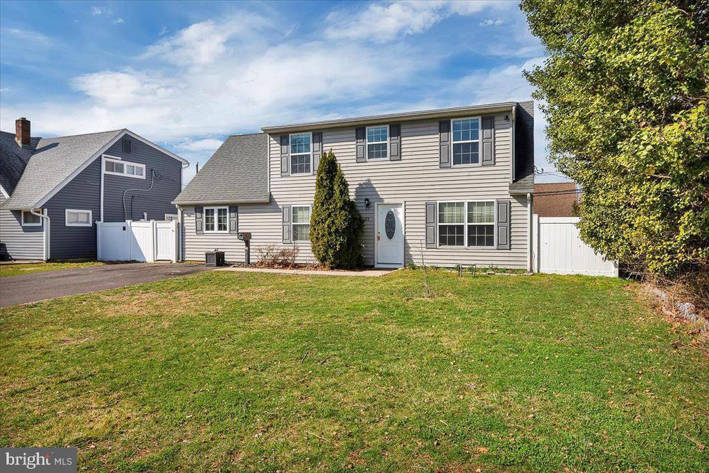 33 NICKELHILL LANE