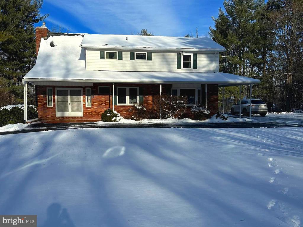 3671 SPRUCE HILL ROAD