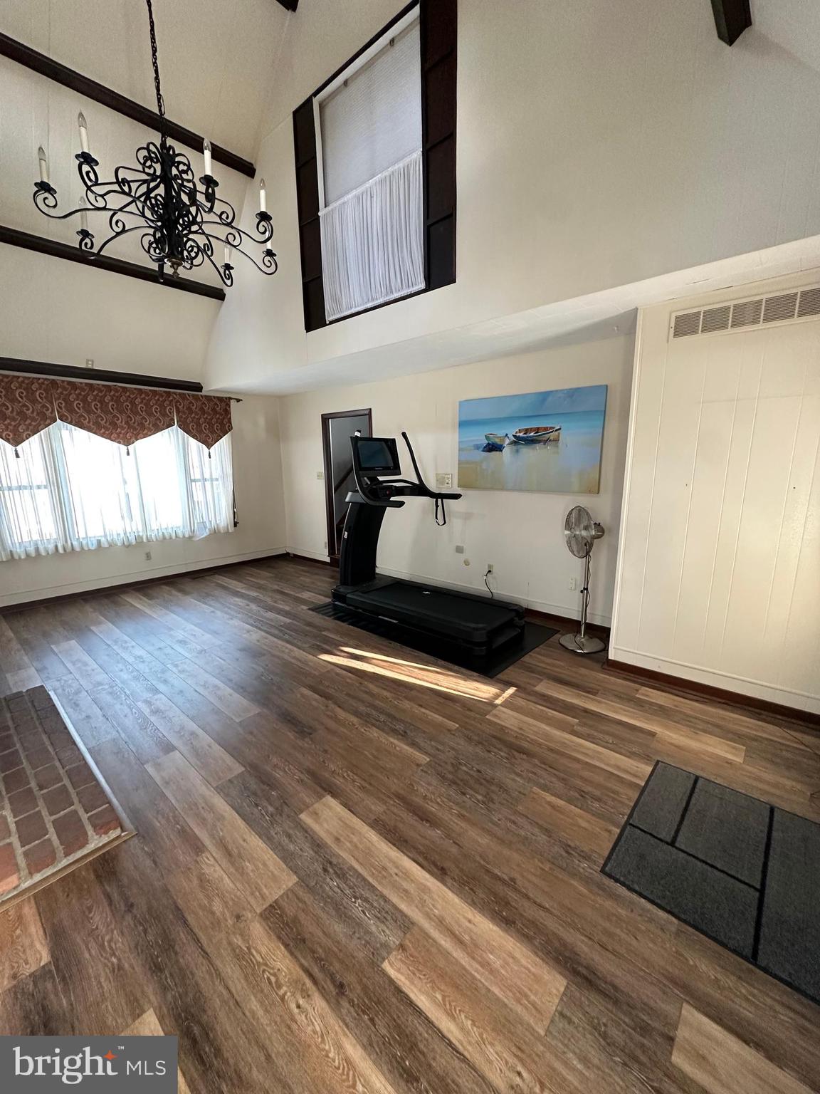 3671 SPRUCE HILL ROAD