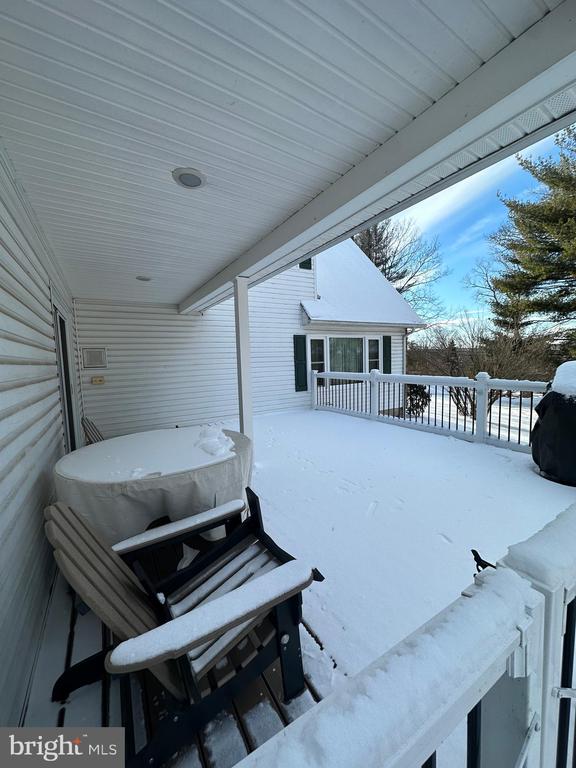 3671 SPRUCE HILL ROAD
