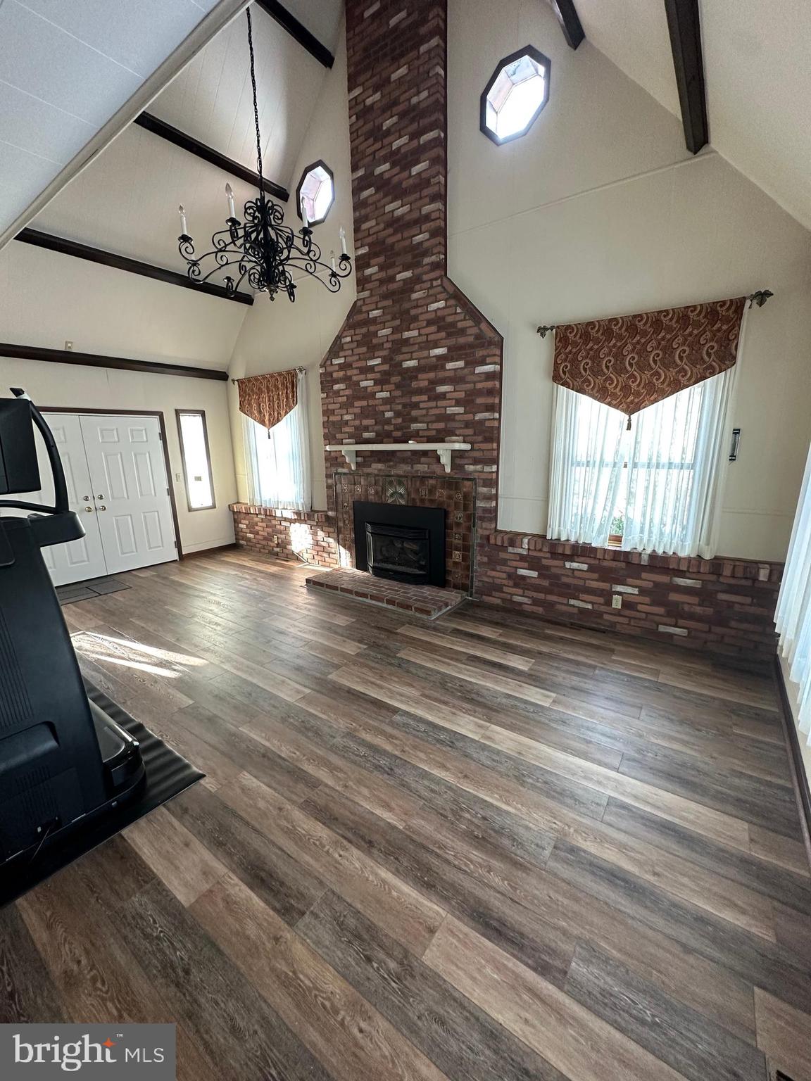 3671 SPRUCE HILL ROAD