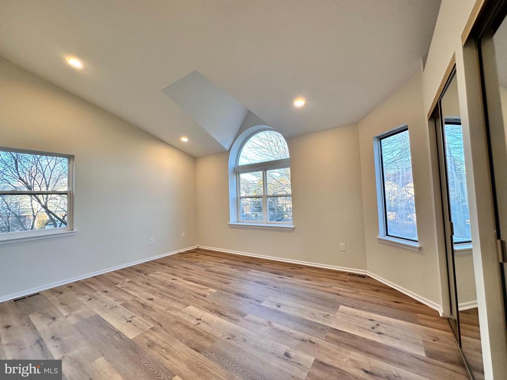 17 PEARL DRIVE