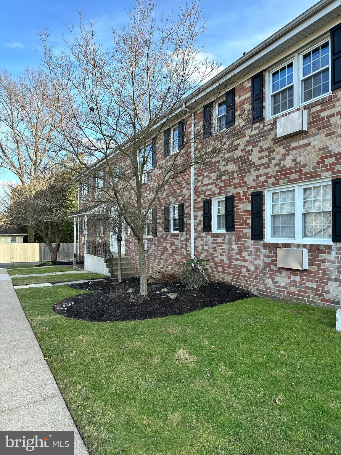 403 S MAIN STREET D100