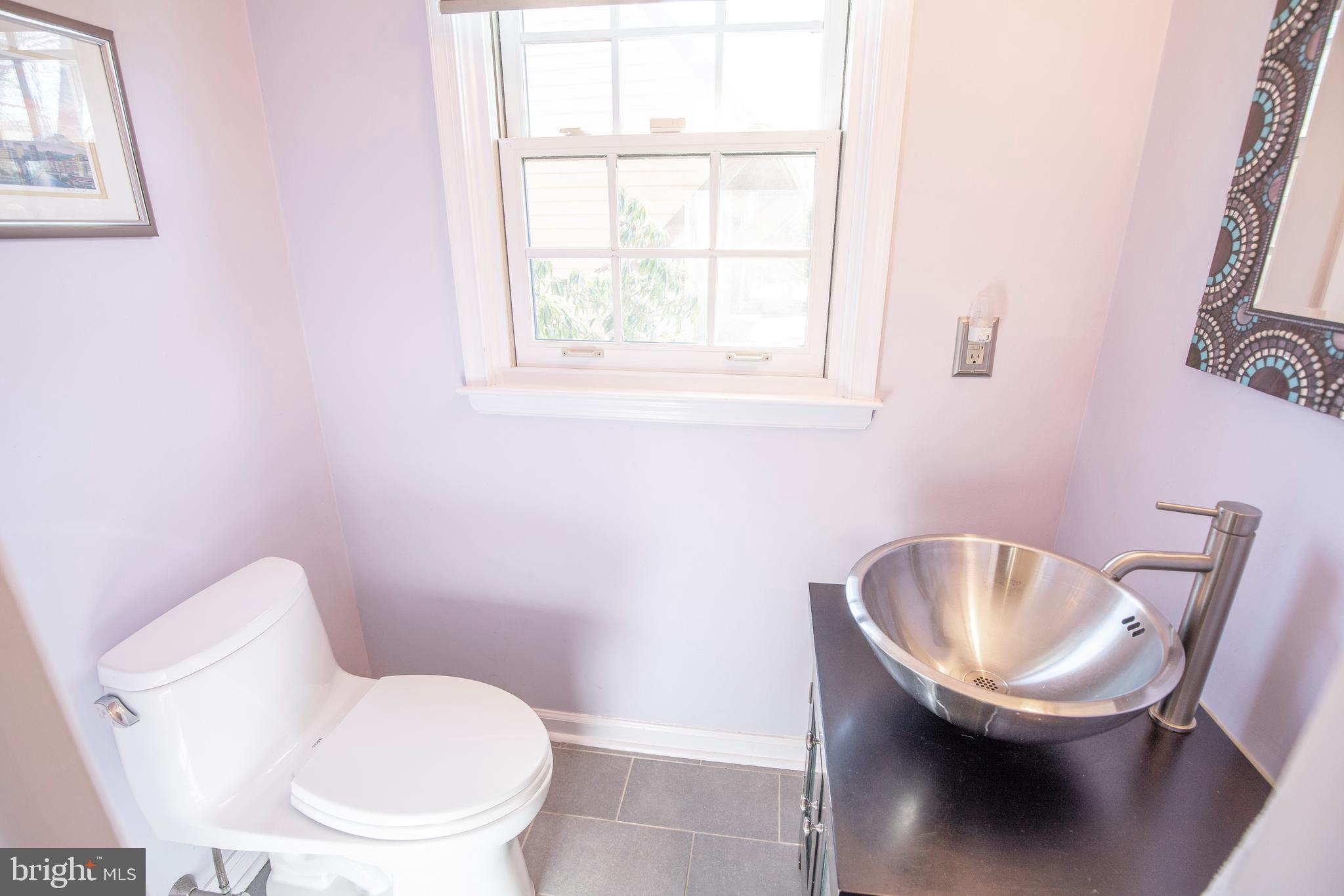 261 N TAMENEND AVENUE