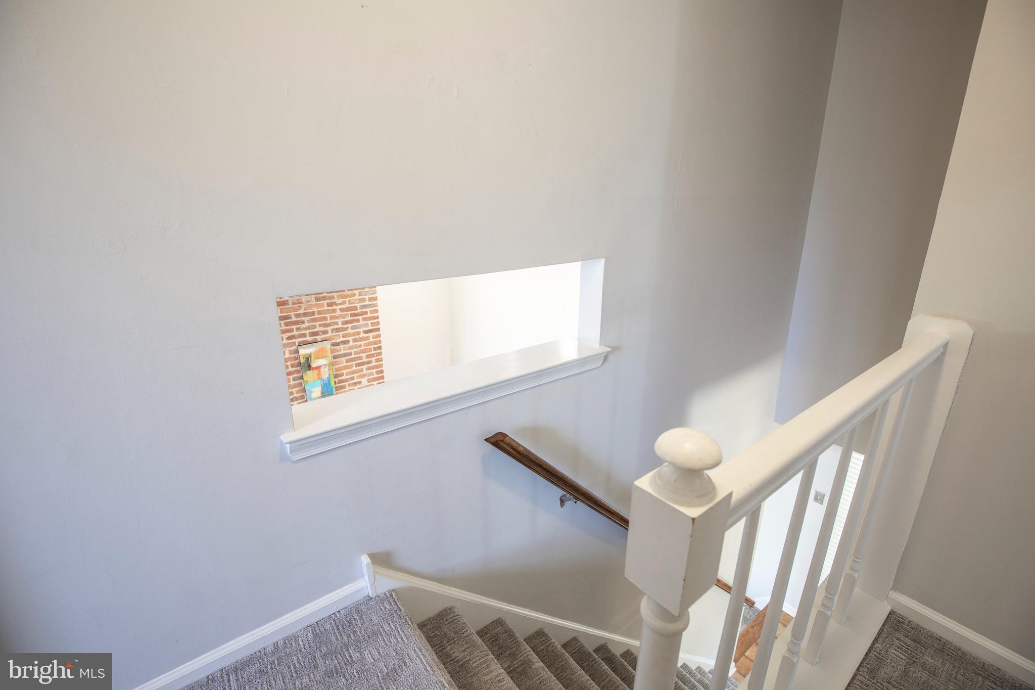 261 N TAMENEND AVENUE