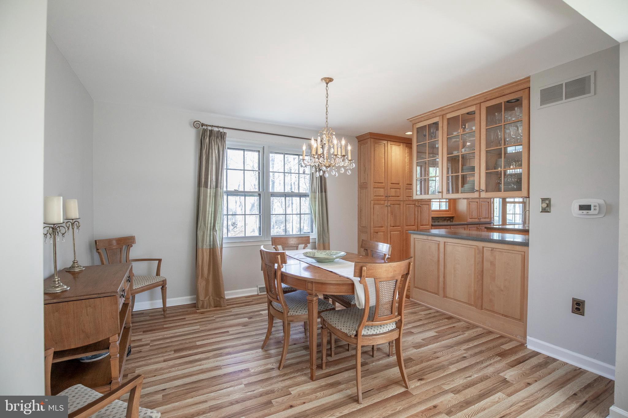 261 N TAMENEND AVENUE