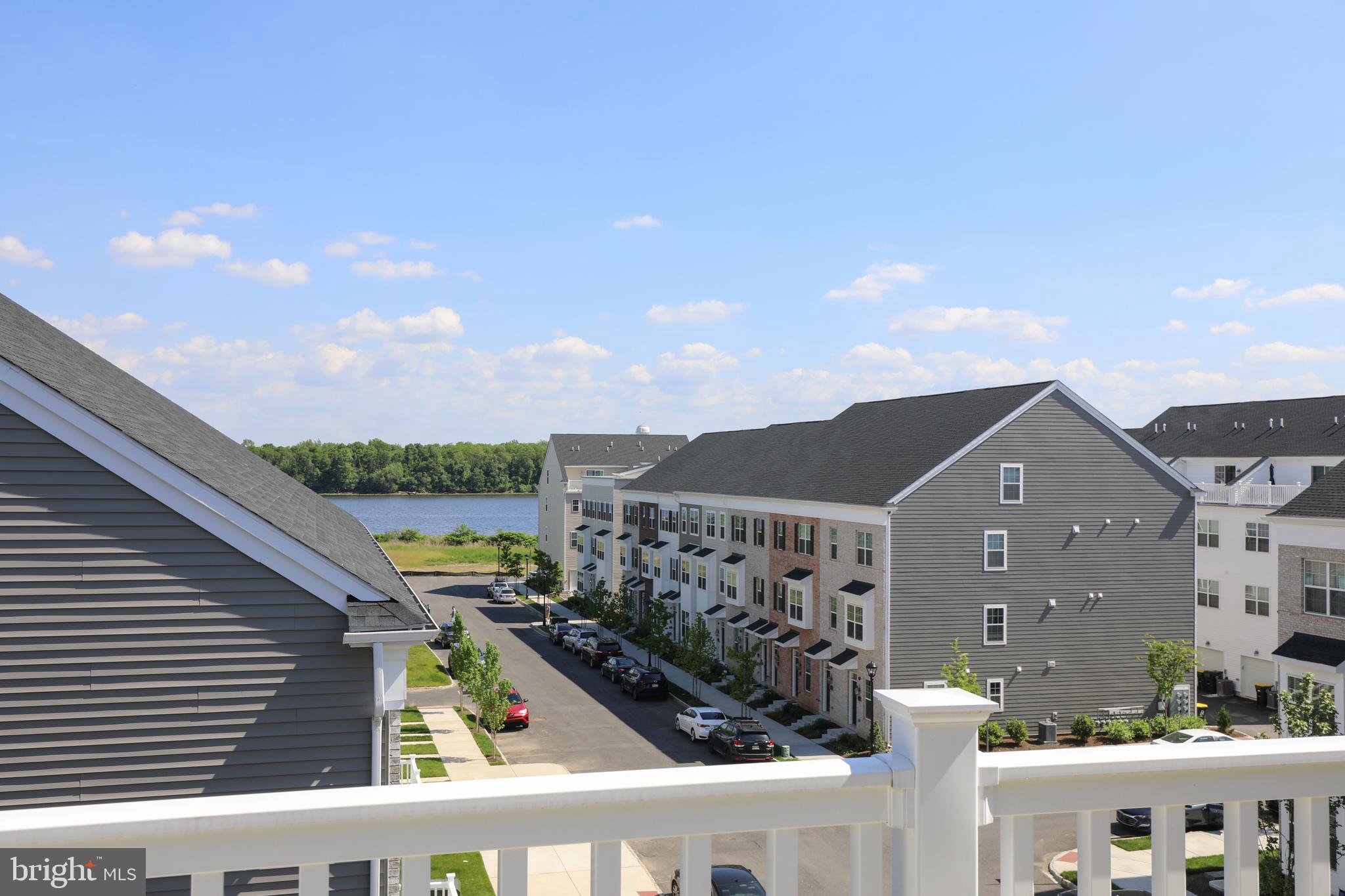 135 ANNAPOLIS STREET B