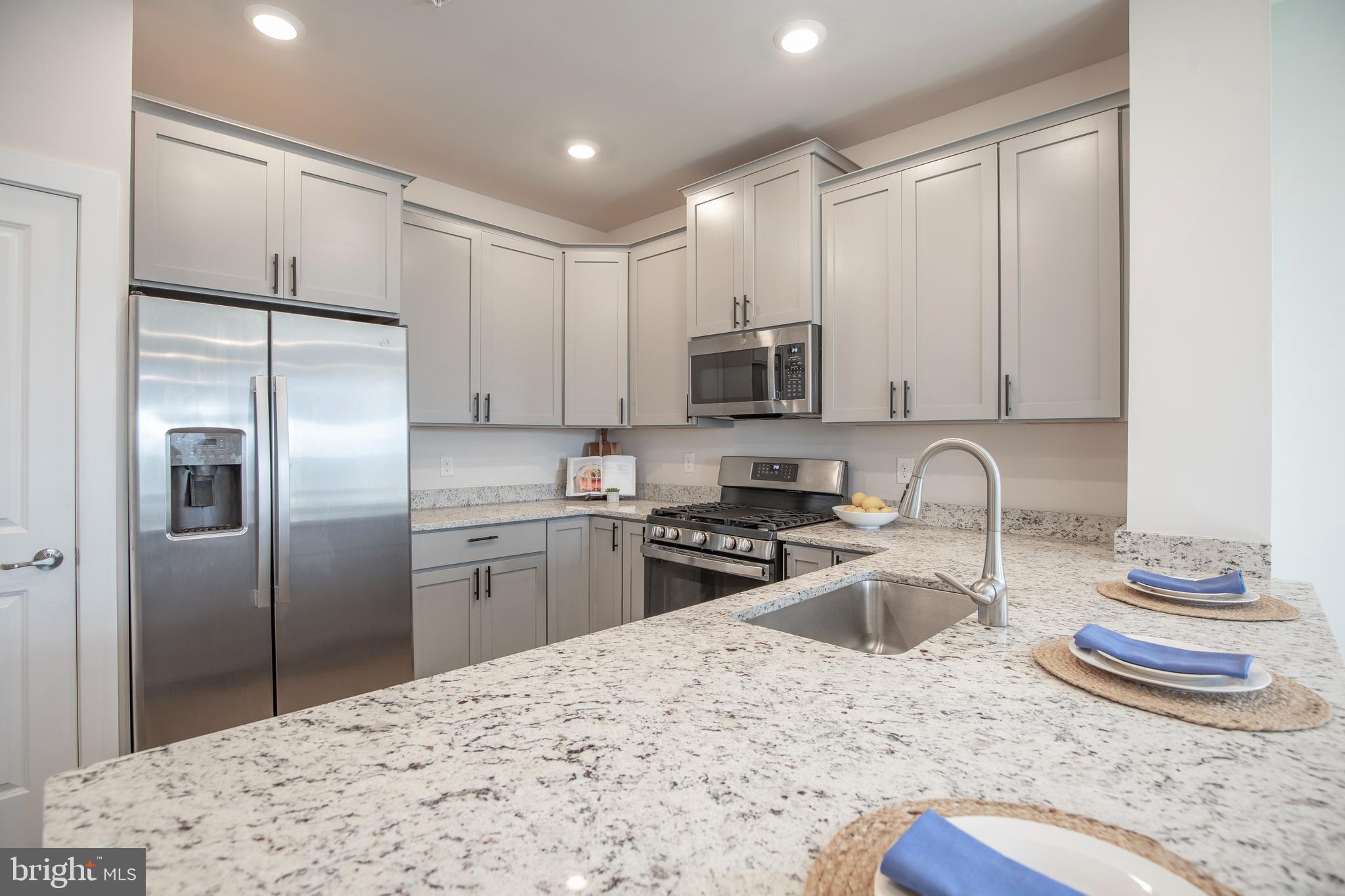 135 ANNAPOLIS STREET B