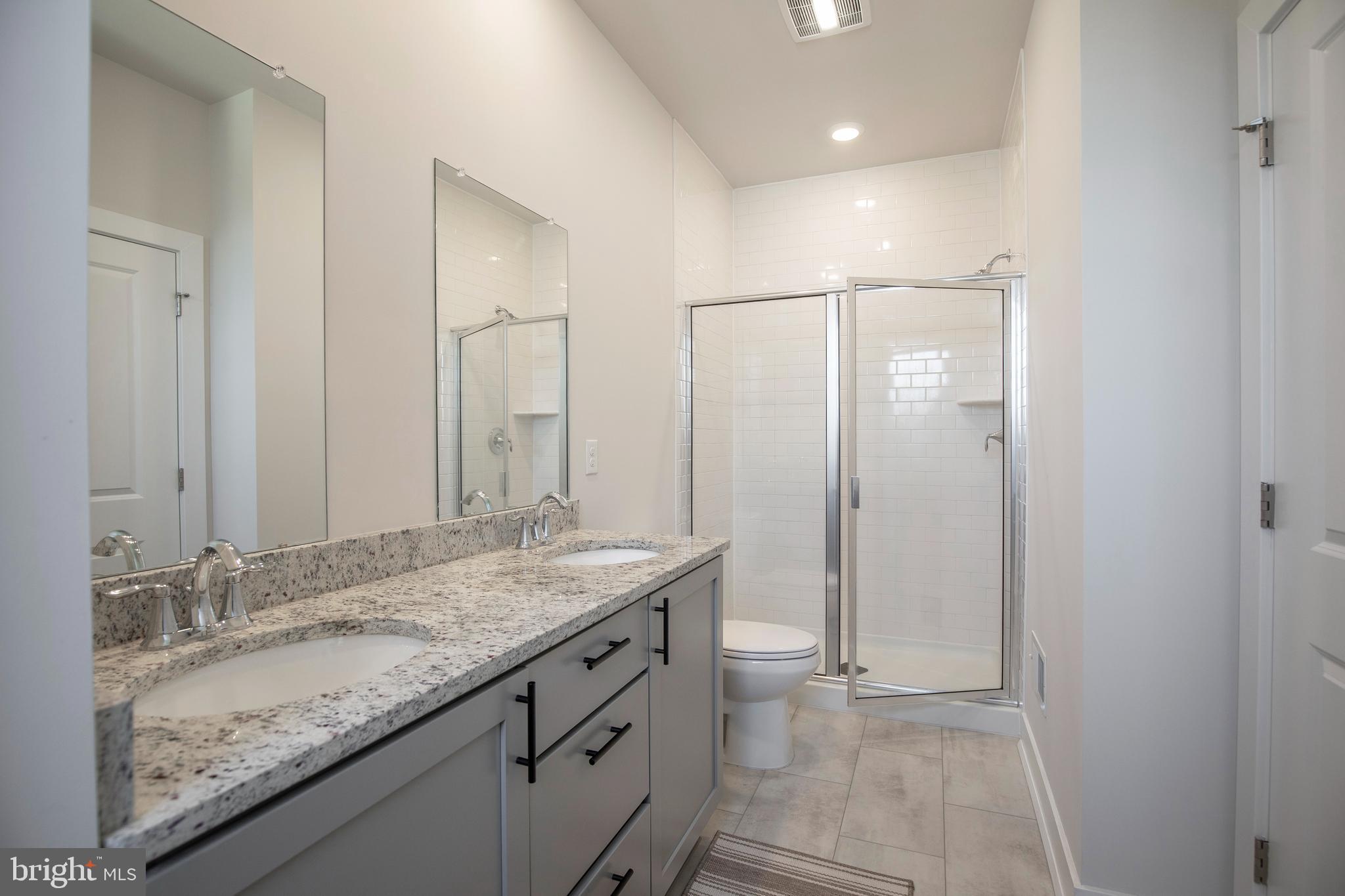 135 ANNAPOLIS STREET B