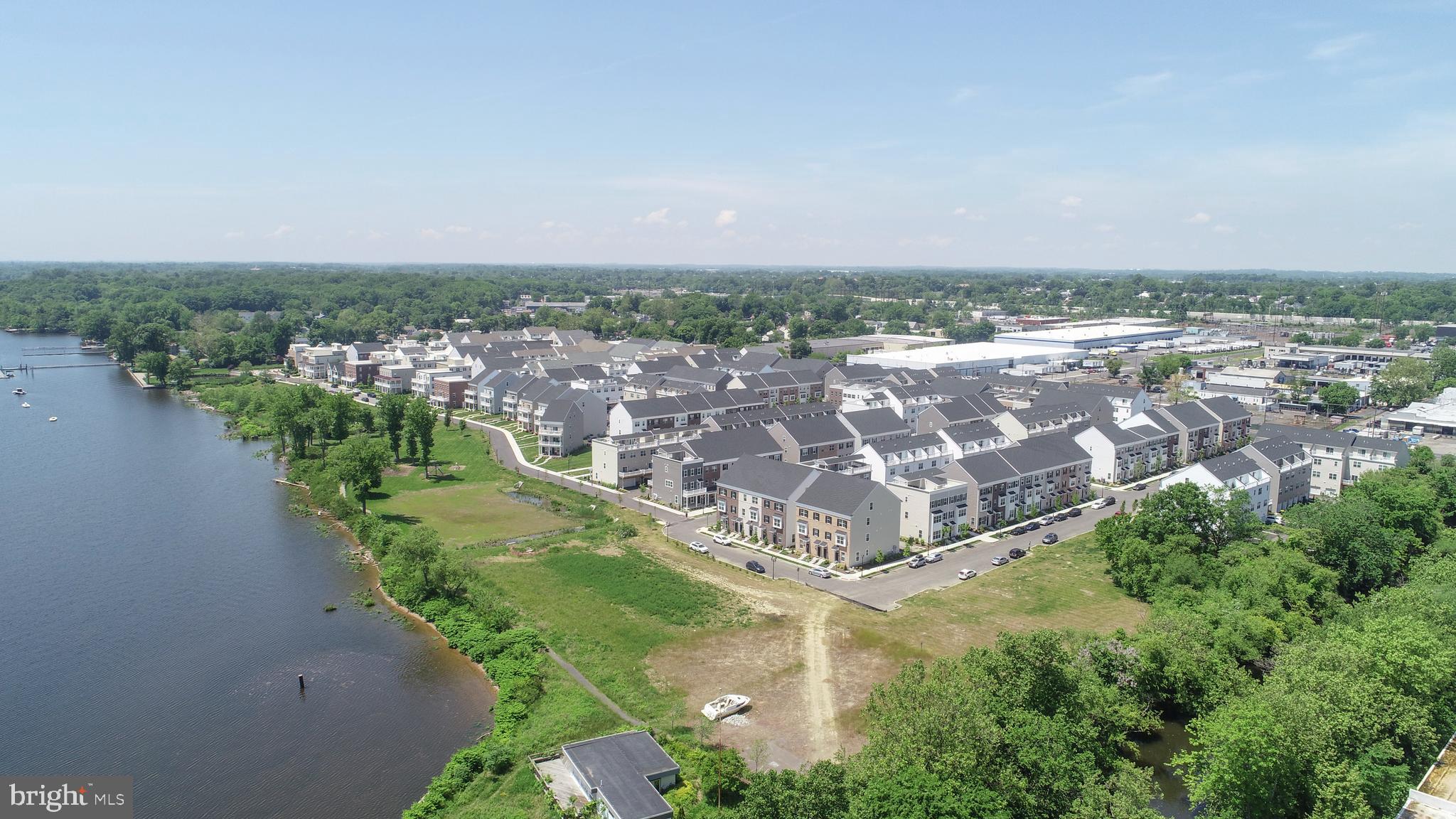 135 ANNAPOLIS STREET B