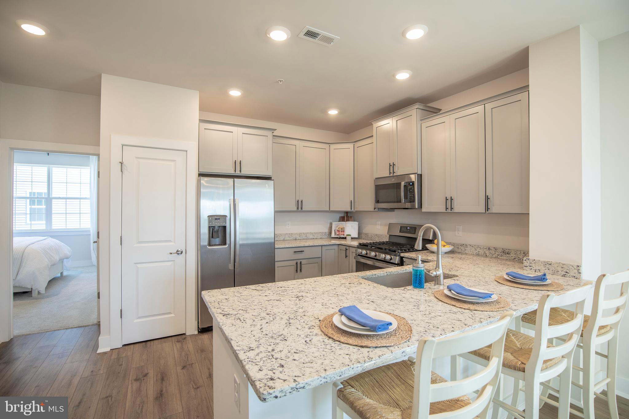 135 ANNAPOLIS STREET B