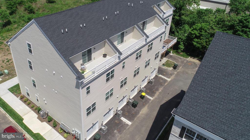 135 ANNAPOLIS STREET B