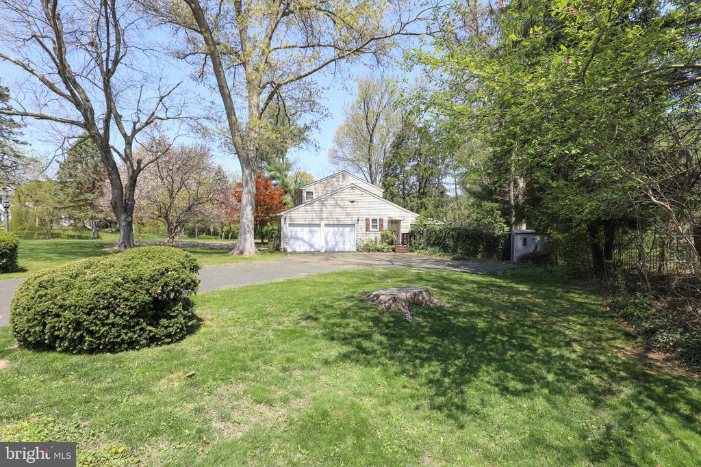 72 BENNETT DRIVE