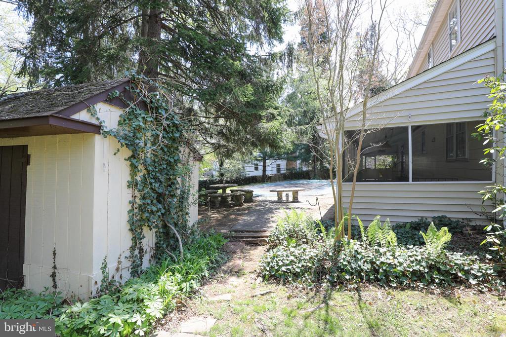 72 BENNETT DRIVE