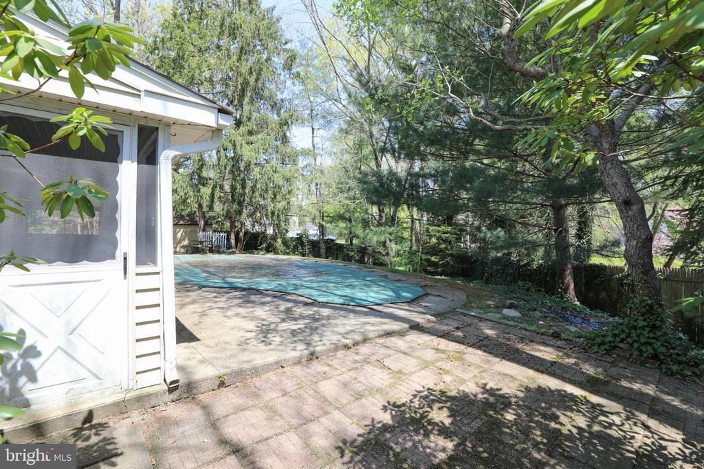 72 BENNETT DRIVE