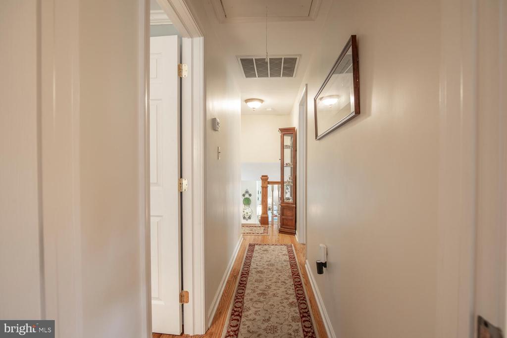128 CHERRY LANE