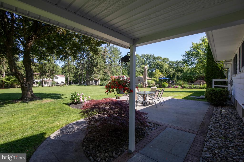 128 CHERRY LANE