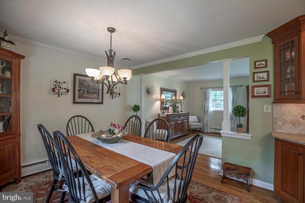128 CHERRY LANE