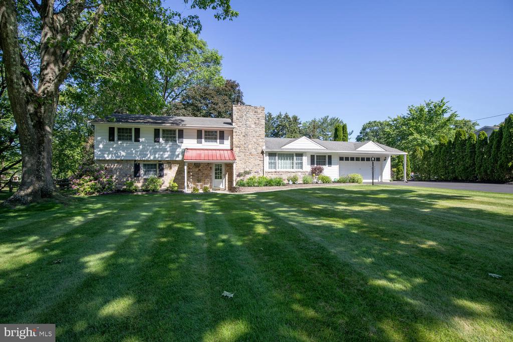 128 CHERRY LANE