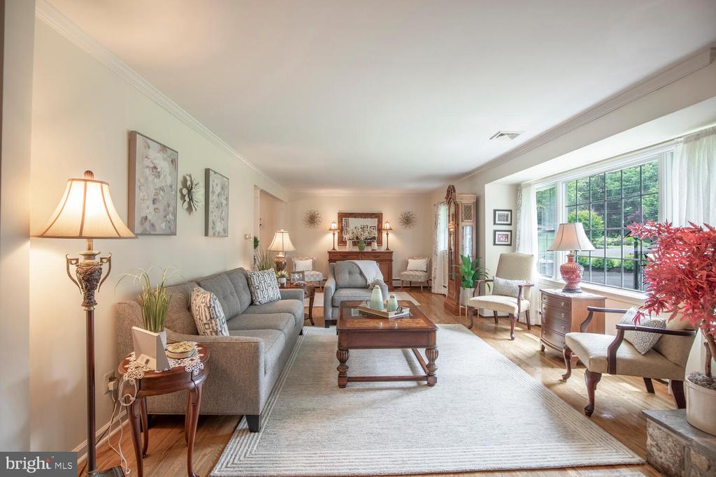 128 CHERRY LANE