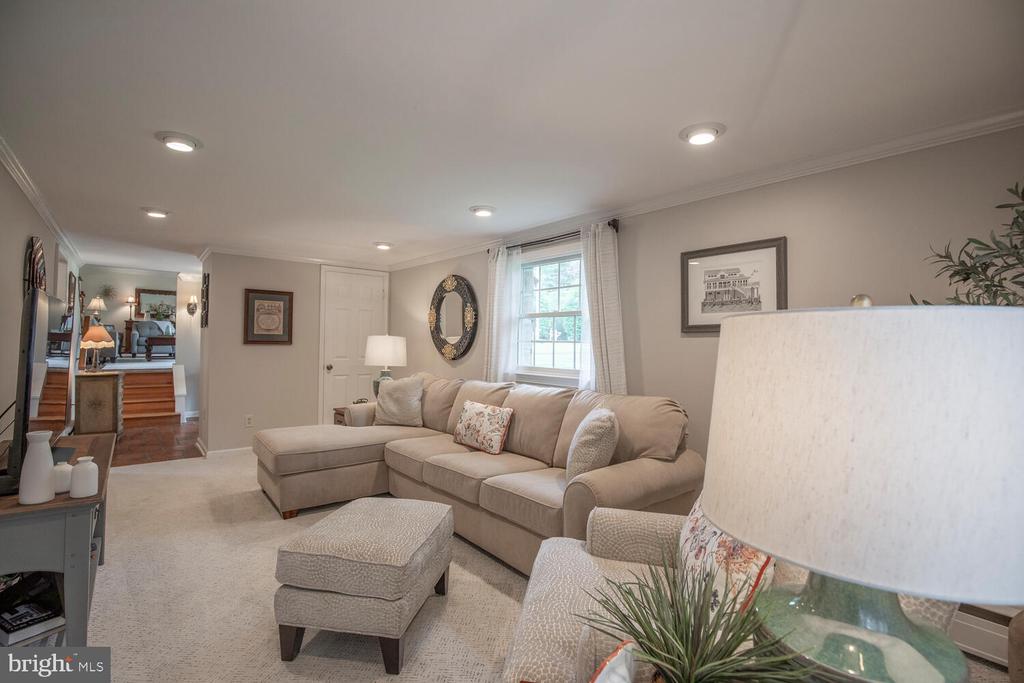 128 CHERRY LANE