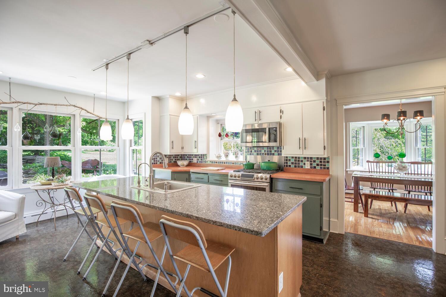 4367 CURLY HILL ROAD