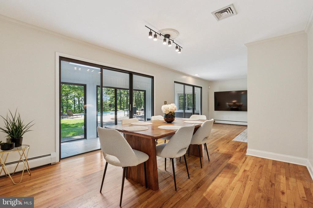 5653 PRIVATE DRIVE