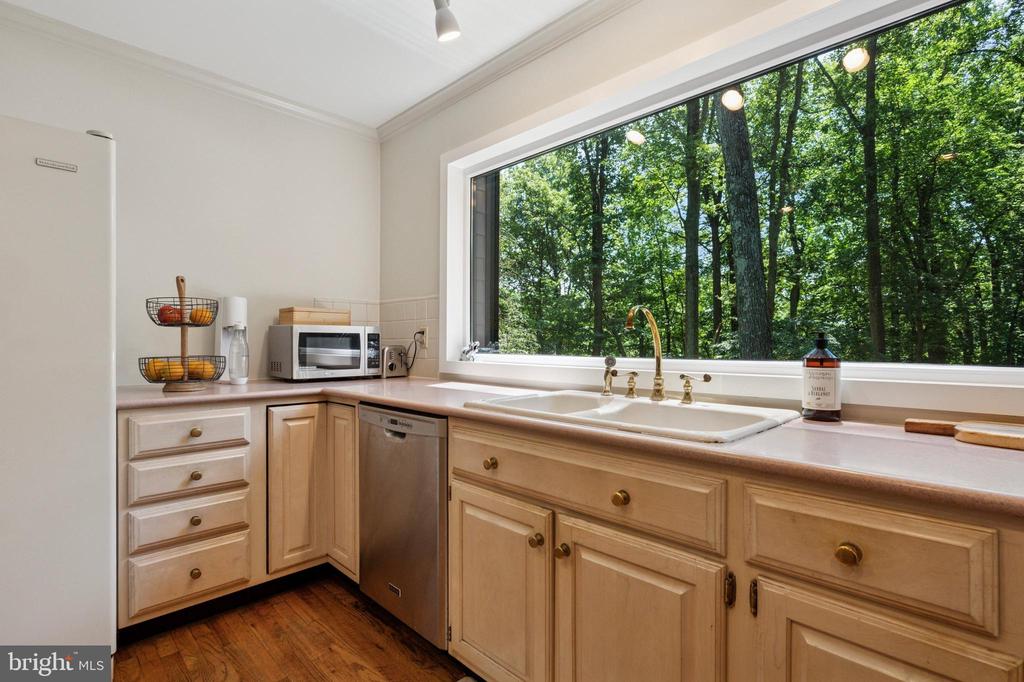 5653 PRIVATE DRIVE