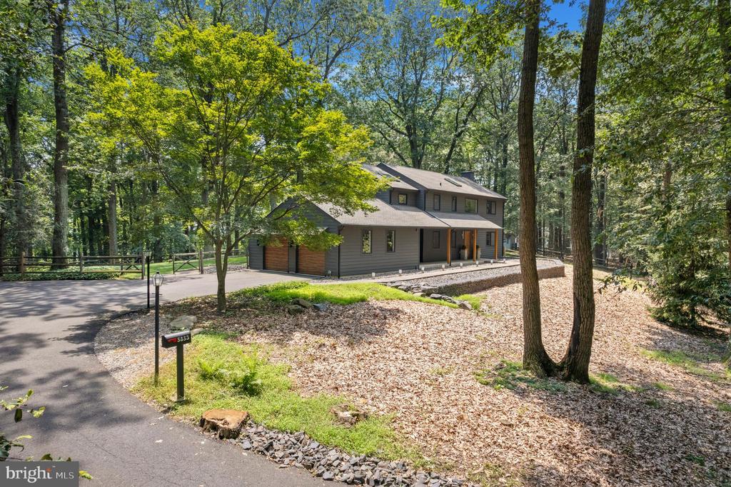 5653 PRIVATE DRIVE