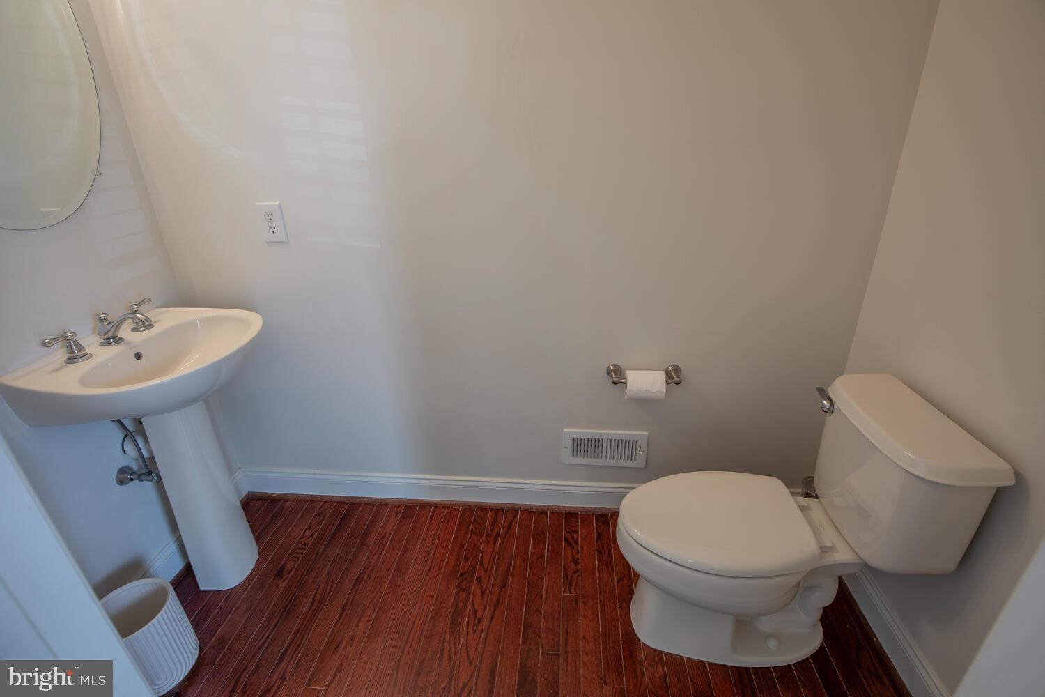 3048 E DORCHESTER STREET 85