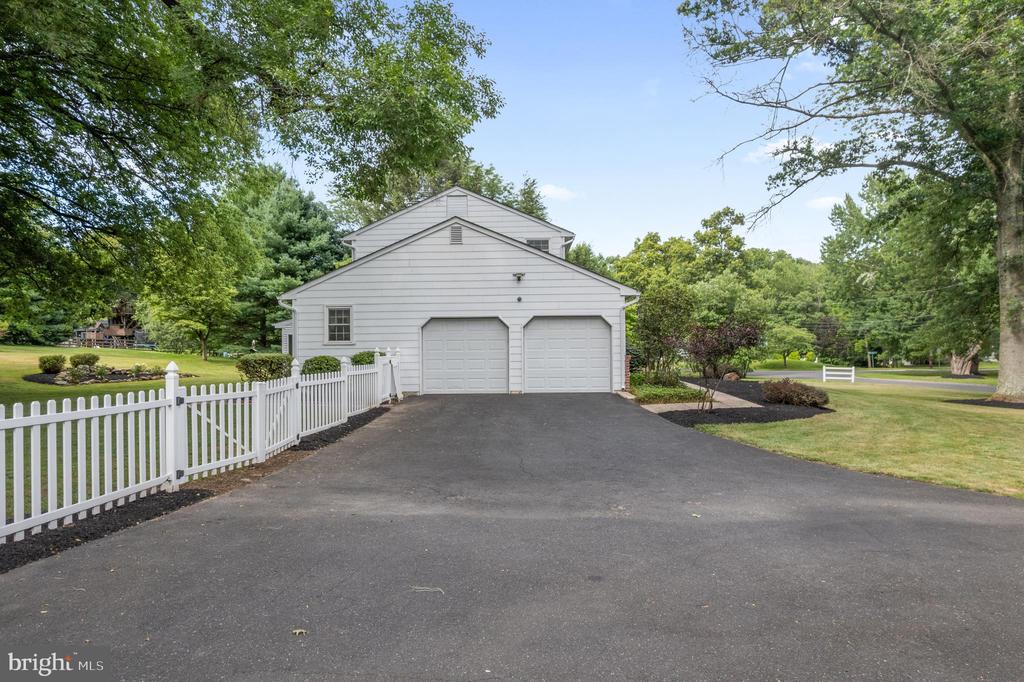 55 PINEVALE ROAD